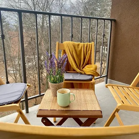 Eva Apartman, Titova Vila, Zlatibor * Palisat