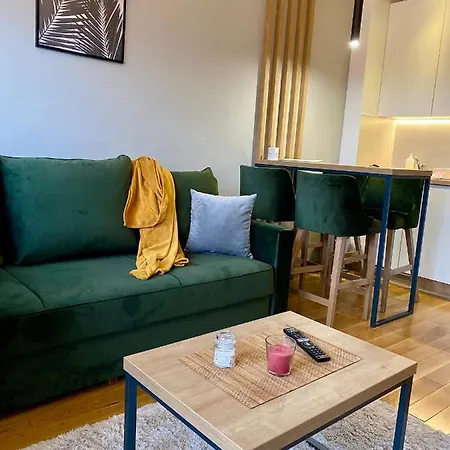 Eva Apartman, Titova Vila, Zlatibor Palisat