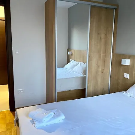 Eva Apartman, Titova Vila, Zlatibor