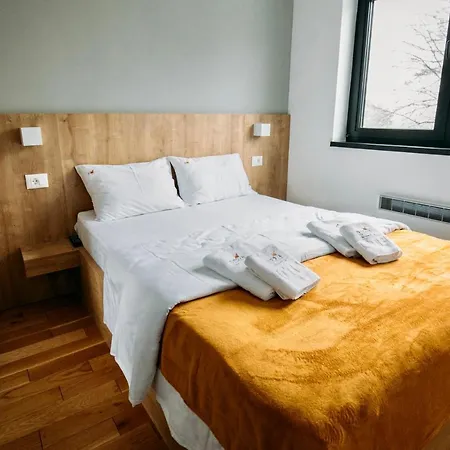 Eva Apartman, Titova Vila, Zlatibor